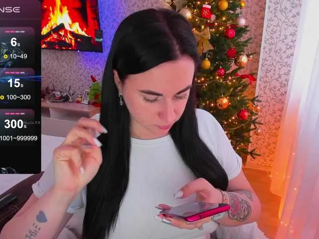 Live sex webcam photo for YURIEVNA13 #277116392