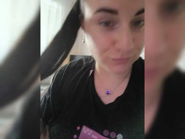 Live sex webcam photo for YURIEVNA13 #278088556