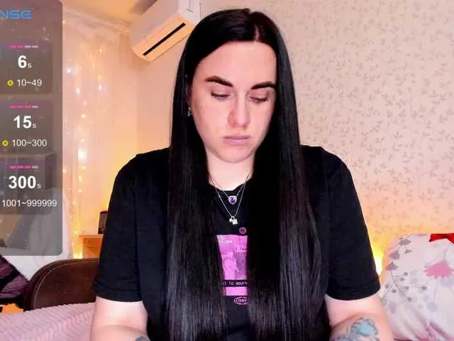 Live sex webcam photo for YURIEVNA13 #278172863