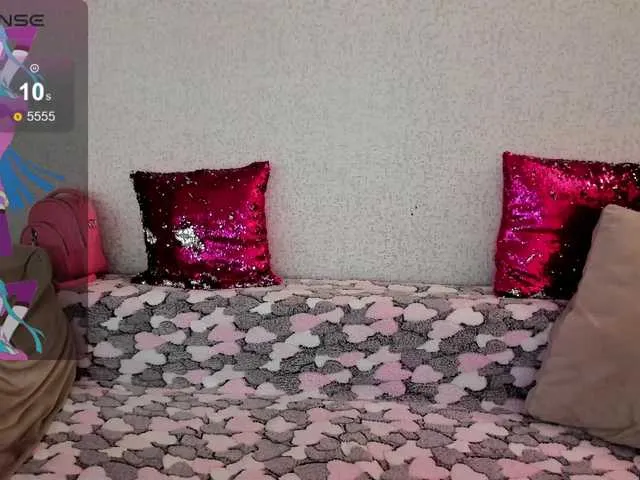 Live sex webcam photo for YURIEVNA13 #278212743