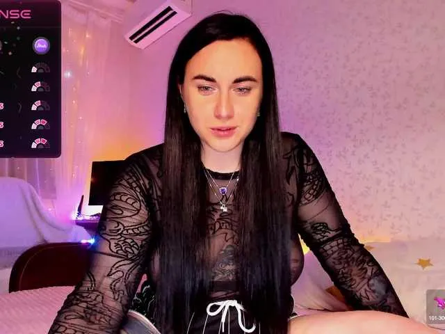 Live sex webcam photo for YURIEVNA13 #278283511