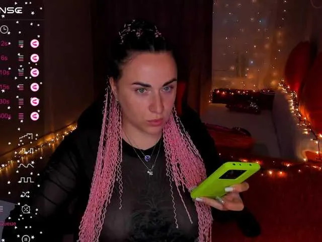 Live sex webcam photo for YURIEVNA13 #289071710