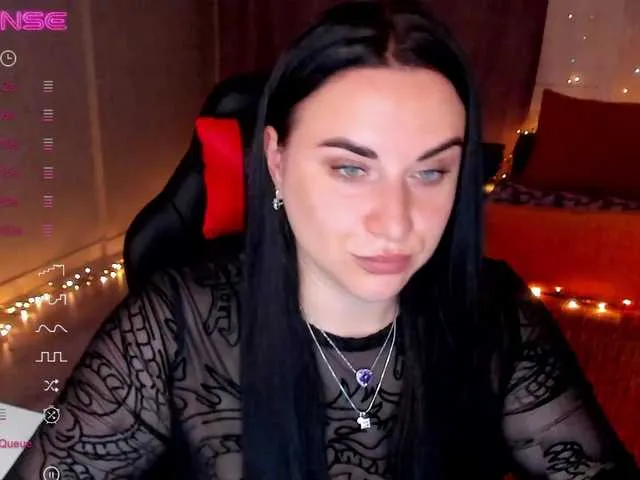 Live sex webcam photo for YURIEVNA13 #289610517