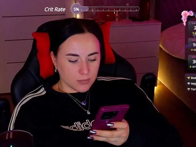 Live sex webcam photo for YURIEVNA13 #290645162