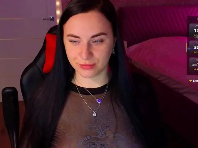 Live sex webcam photo for YURIEVNA13 #290875098