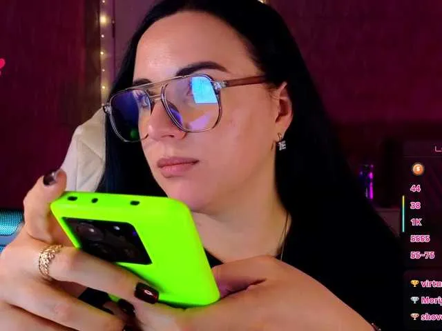 Live sex webcam photo for YURIEVNA13 #291498693