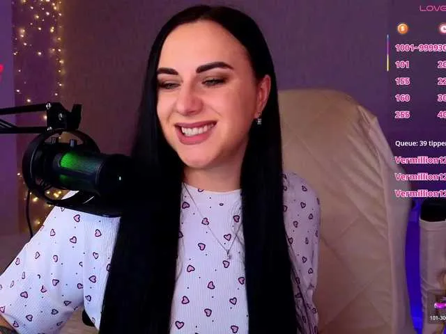 Live sex webcam photo for YURIEVNA13 #292159430