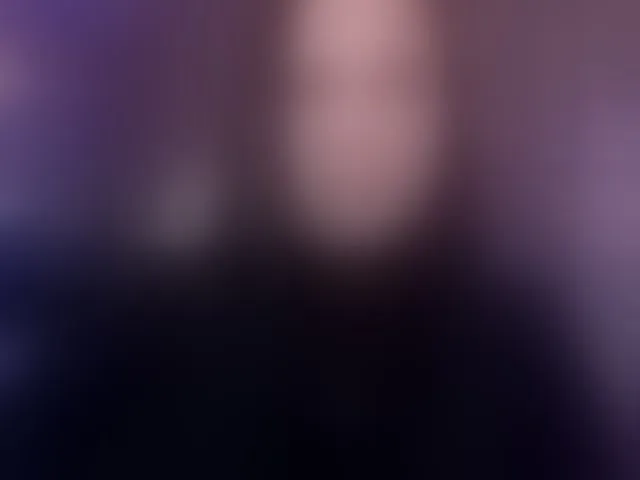 Live sex webcam photo for YURIEVNA13 #292485223