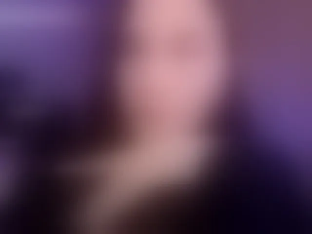 Live sex webcam photo for YURIEVNA13 #292513614