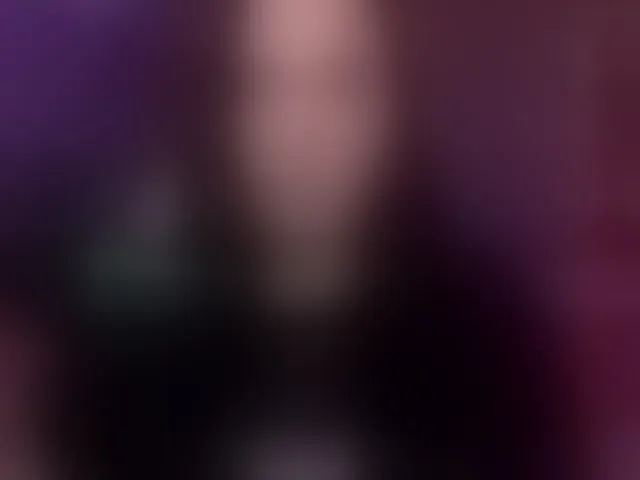 Live sex webcam photo for YURIEVNA13 #293083029