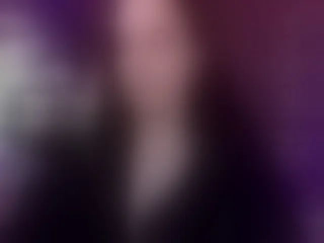 Live sex webcam photo for YURIEVNA13 #293340946