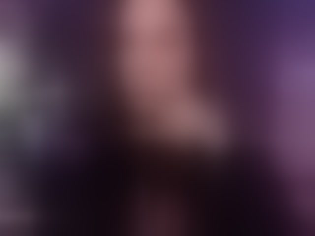 Live sex webcam photo for YURIEVNA13 #294015700