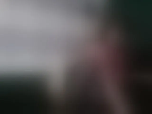 Live sex webcam photo for Yagodka78 #293490415