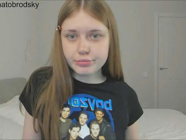 Live sex webcam photo for YamatoBrodsky1 #291702738