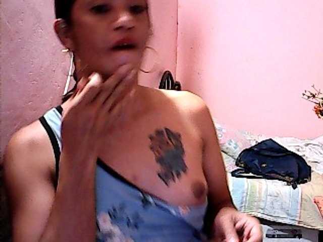 Live sex webcam photo for Yamyam4urs #276852315