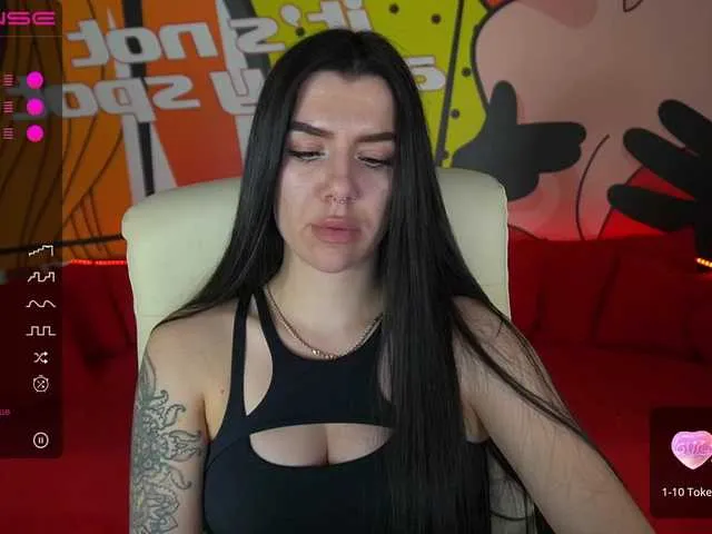 Live sex webcam photo for YanaShyy #276947442