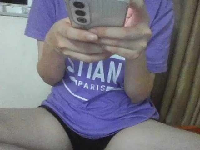 Live sex webcam photo for Yanhnhi #290929989