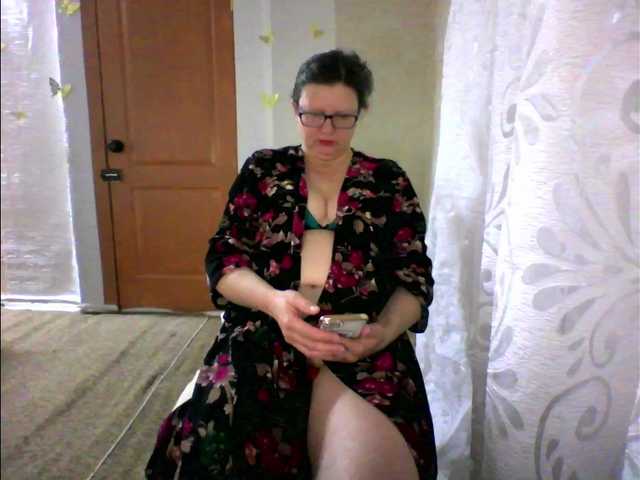 Live sex webcam photo for Yanikkka #276784778