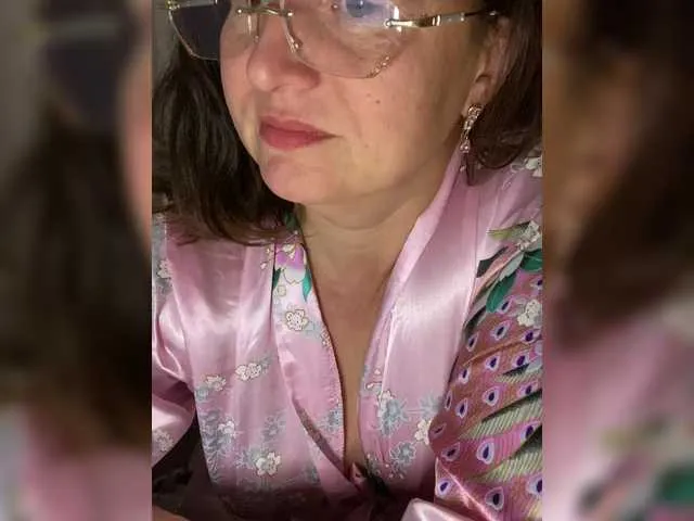 Live sex webcam photo for Yanikkka #290135796