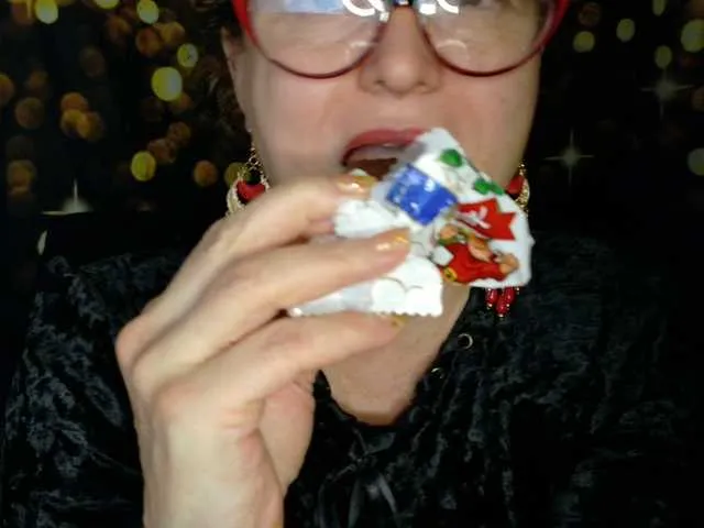 Live sex webcam photo for Yanikkka #292309838