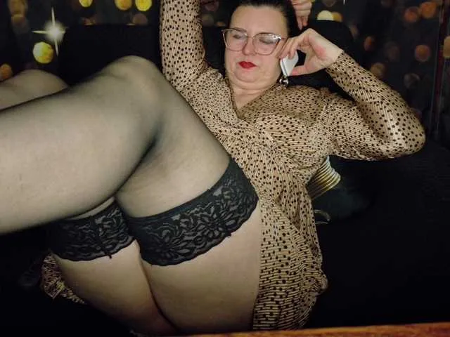 Live sex webcam photo for Yanikkka #292425160