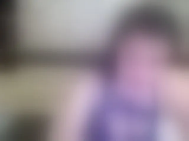 Live sex webcam photo for Yanisa28 #293689818