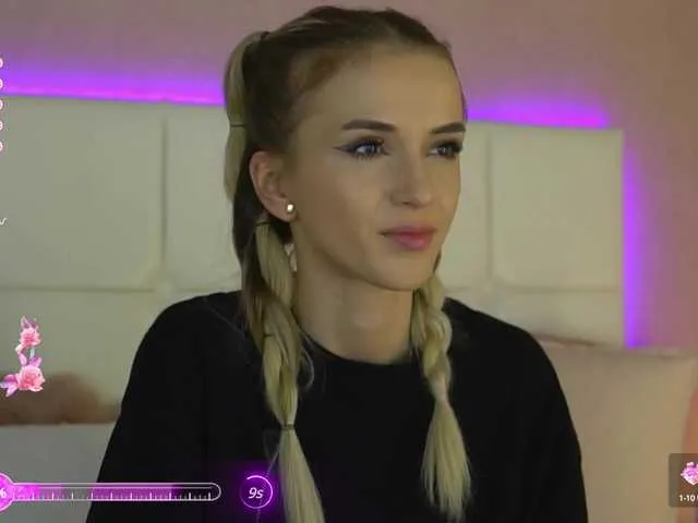 Live sex webcam photo for YannaJeen #290308257