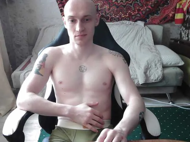 Live sex webcam photo for Yaropolk88 #293850070