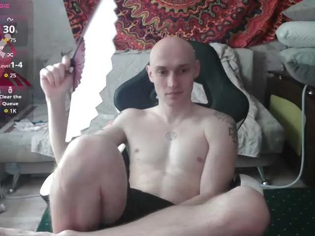 Live sex webcam photo for Yaropolk88 #293935179