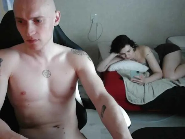 Live sex webcam photo for Yaropolk88 #294081894