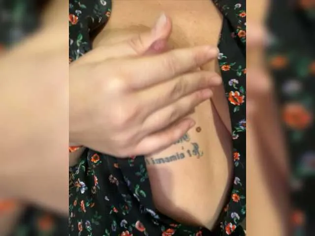 Live sex webcam photo for YaroslavaDi #276303407