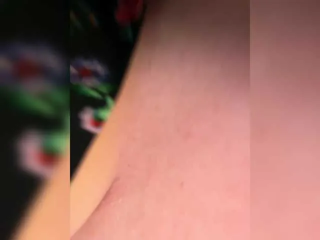 Live sex webcam photo for YaroslavaDi #291088092