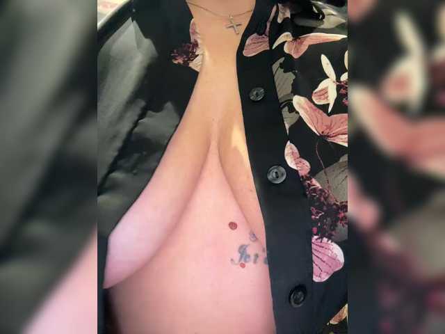 Live sex webcam photo for YaroslavaDi #292154172