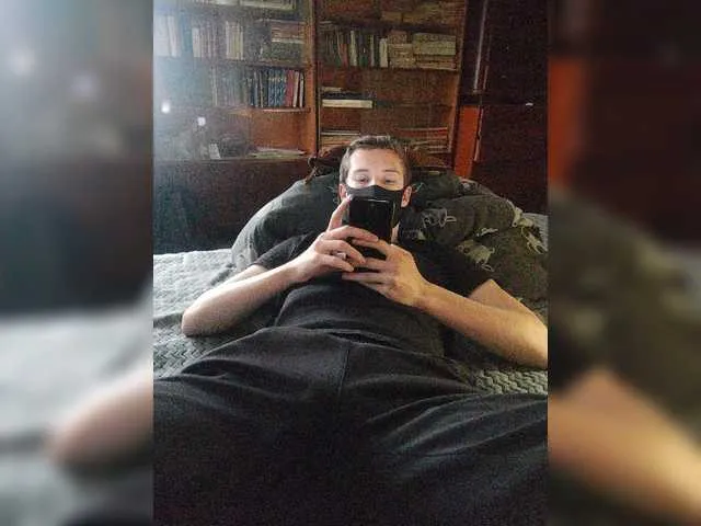 Live sex webcam photo for Yaroslavvv888 #277017373