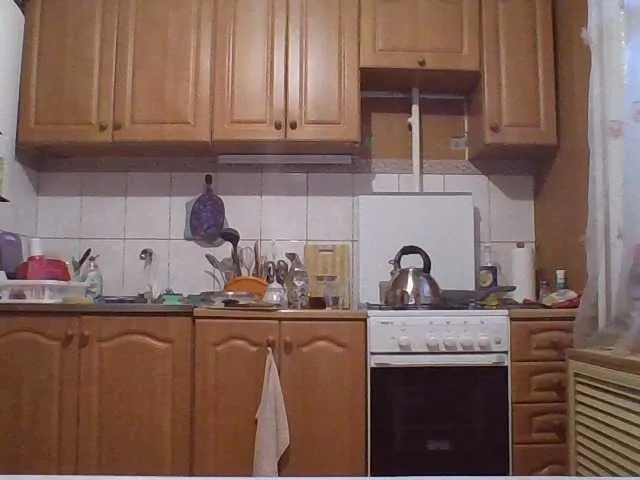 Live sex webcam photo for Yashaya19 #290189483