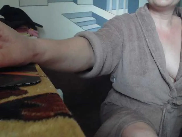 Live sex webcam photo for YasminaGeil #291125147