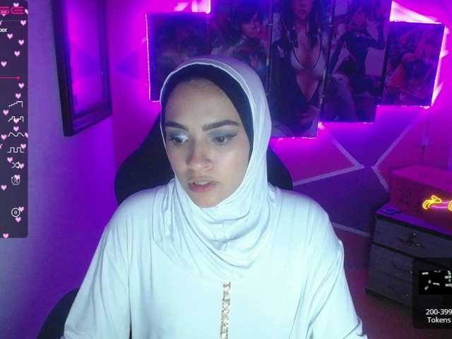 Live sex webcam photo for YassiraHashim #275520715