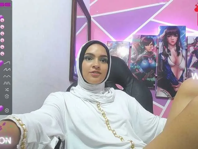 Live sex webcam photo for YassiraHashim #275610026