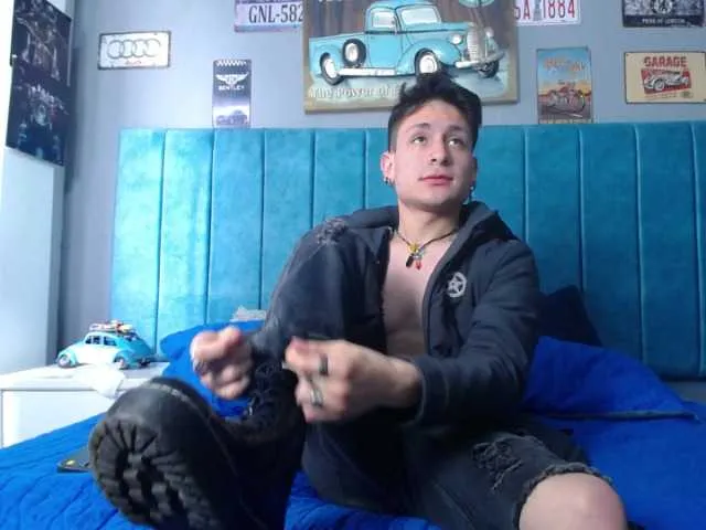 Live sex webcam photo for Yefspool #275744219