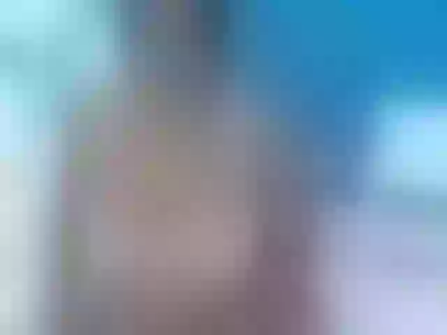 Live sex webcam photo for YeilinRose #272704239
