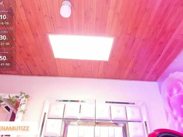 Live sex webcam photo for Yelena-mutiz #292144529