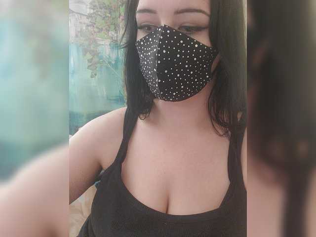 Live sex webcam photo for YennSI #276087208