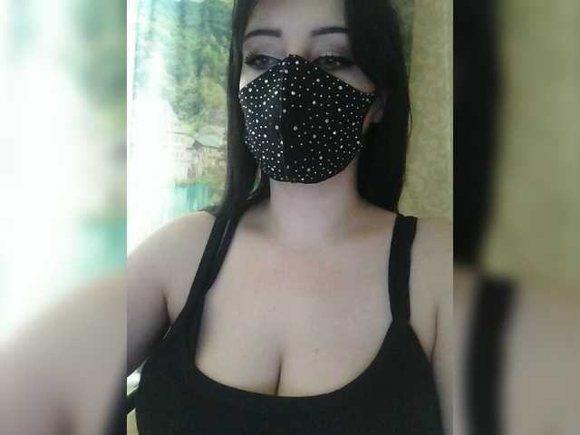 Live sex webcam photo for YennSI #276114765