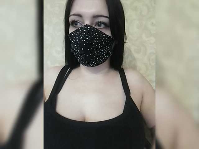 Live sex webcam photo for YennSI #276251431