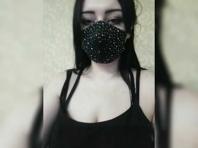 Live sex webcam photo for YennSI #276622273