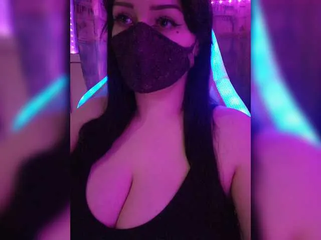 Live sex webcam photo for YennSI #291011723