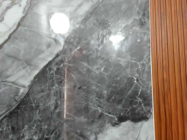 Live sex webcam photo for YeseniaDream #277939442