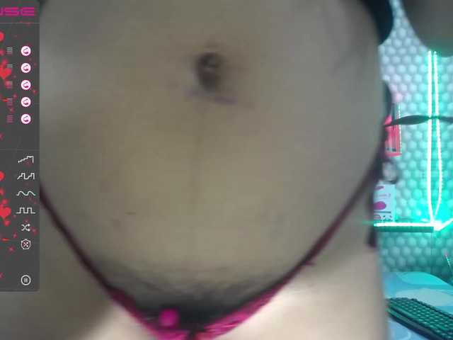 Live sex webcam photo for Yey1714 #273772939