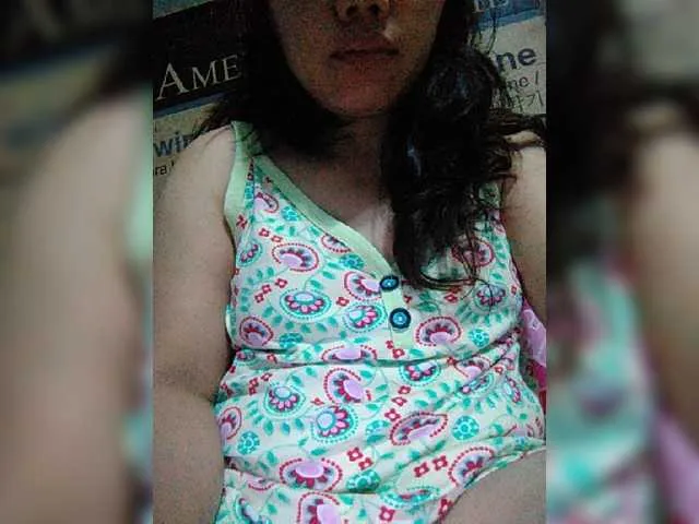 Live sex webcam photo for Yhummy #275626978