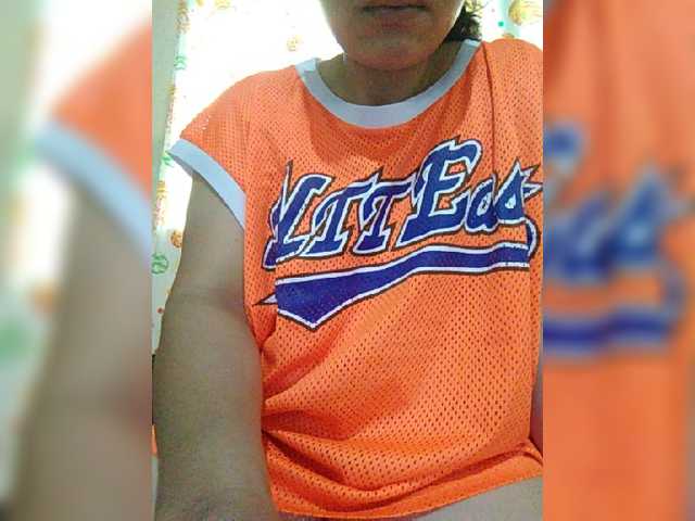 Live sex webcam photo for Yhummy #276024141